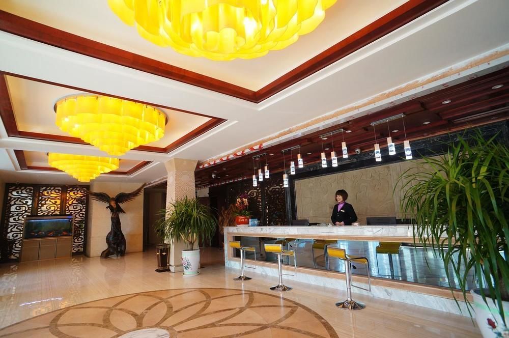Sunshine Holiday Hotel Liaocheng Bagian luar foto