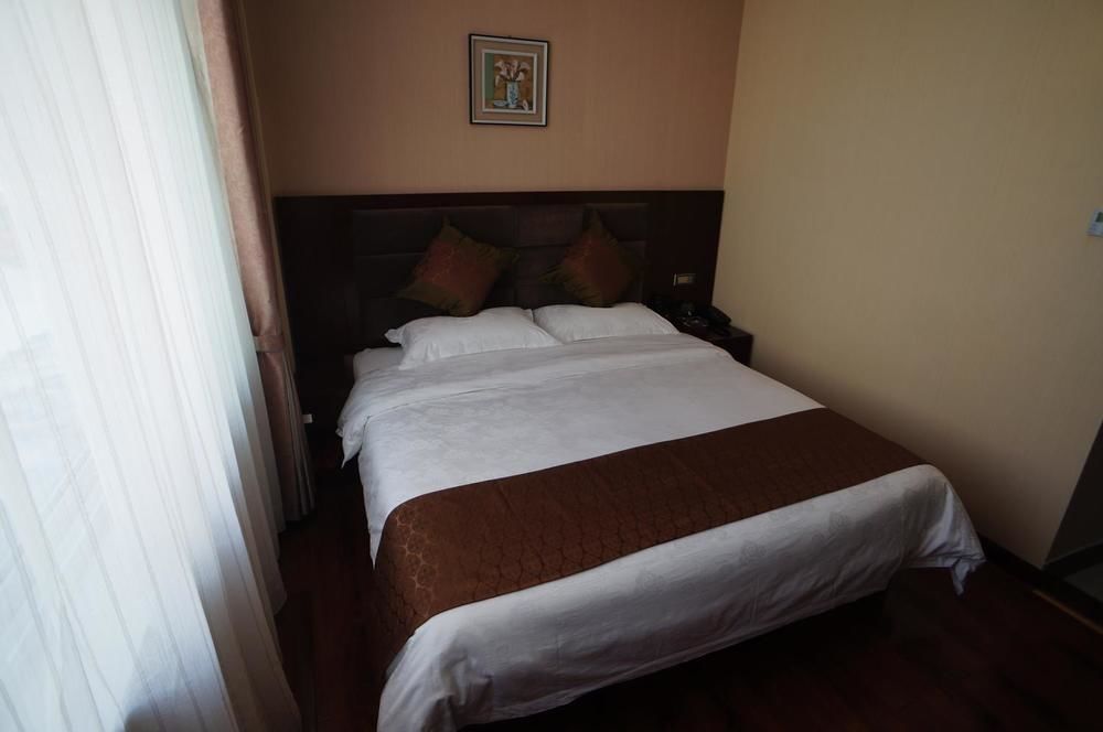 Sunshine Holiday Hotel Liaocheng Bagian luar foto