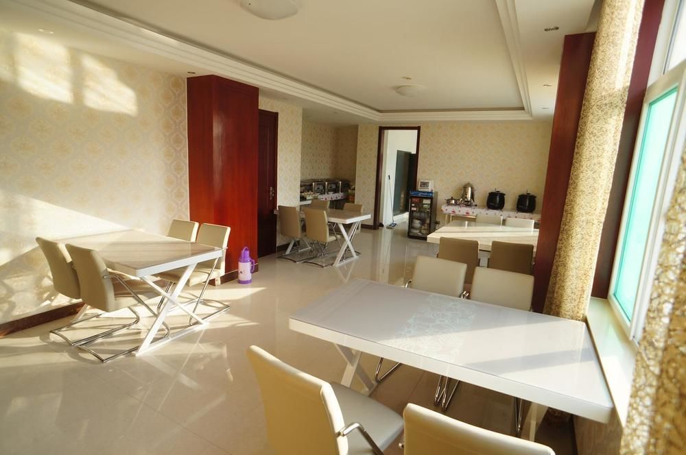 Sunshine Holiday Hotel Liaocheng Bagian luar foto