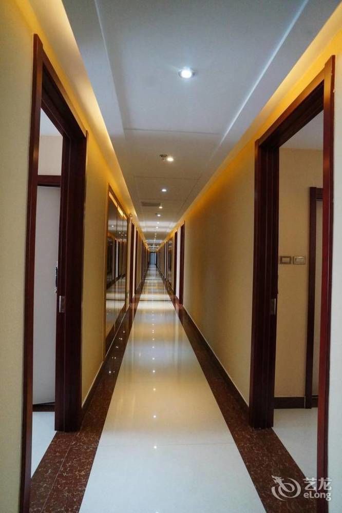 Sunshine Holiday Hotel Liaocheng Bagian luar foto